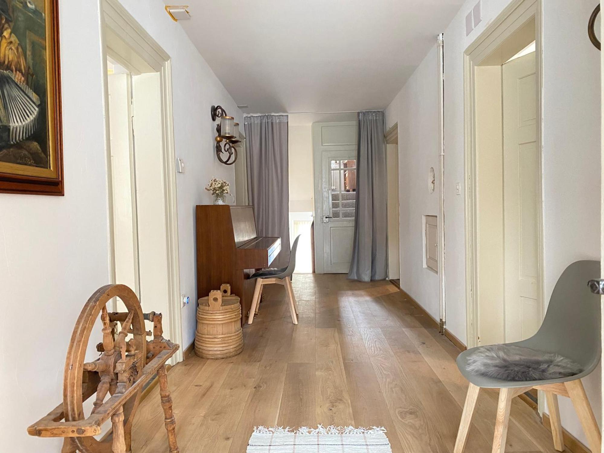 Haus La Punt, Savognin Apartment *